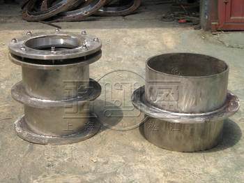 柔性防水他管和<a href=http://www.www.duoyanjianfei.com target=_blank class=infotextkey>剛性防水套管</a>